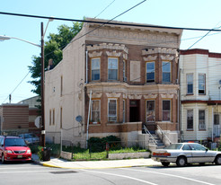 232 46th St in Union City, NJ - Building Photo