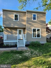 20 Oak Ave in Penndel, PA - Building Photo - Building Photo