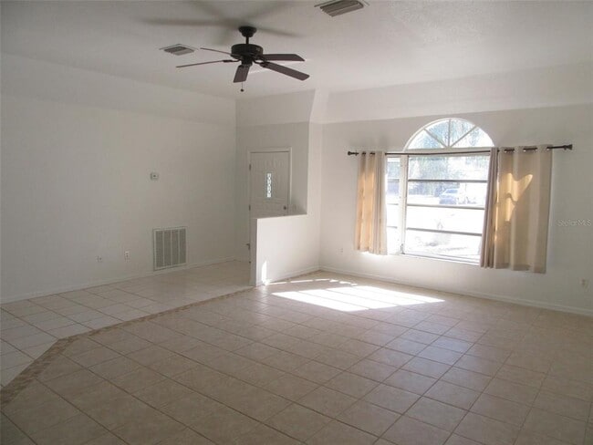 23252 McQueeney Ave in Port Charlotte, FL - Building Photo - Building Photo