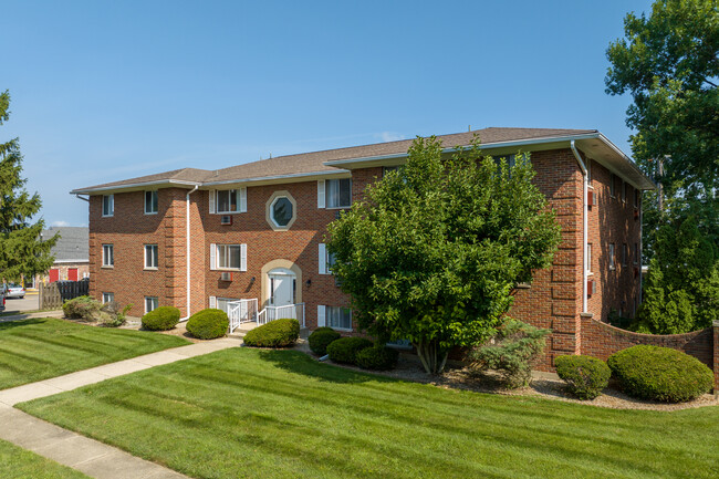 Centerville Arms in Dayton, OH - Building Photo - Building Photo