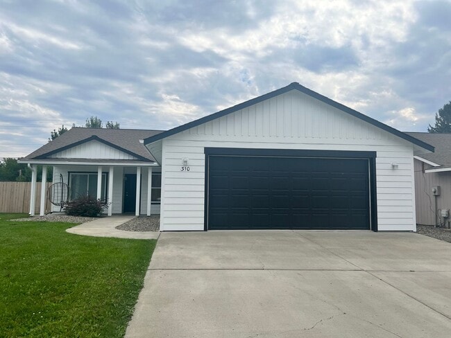 property at 310 E Kristen Ave