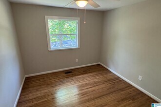 249 Rebecca Dr in Gardendale, AL - Building Photo - Building Photo