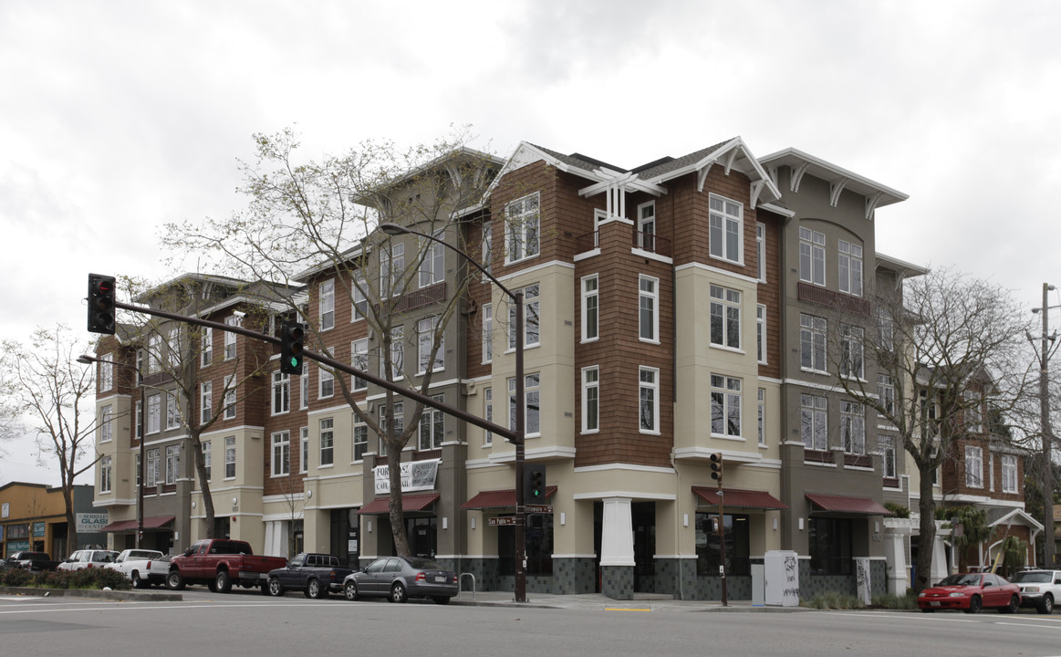 The Delaware Apartments in Berkeley, CA - Building Photo