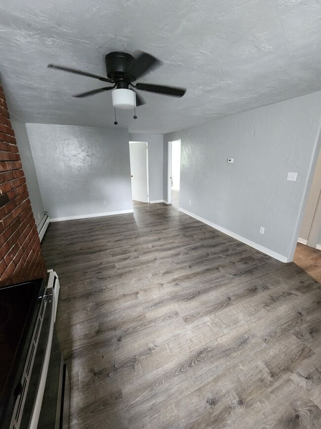 1511 Hatteras St in Pittsburgh, PA - Building Photo - Building Photo