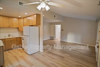 26757 Whispering Leaves Dr in Santa Clarita, CA - Building Photo - Building Photo