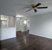 1043 Ashland St in Houston, TX - Building Photo