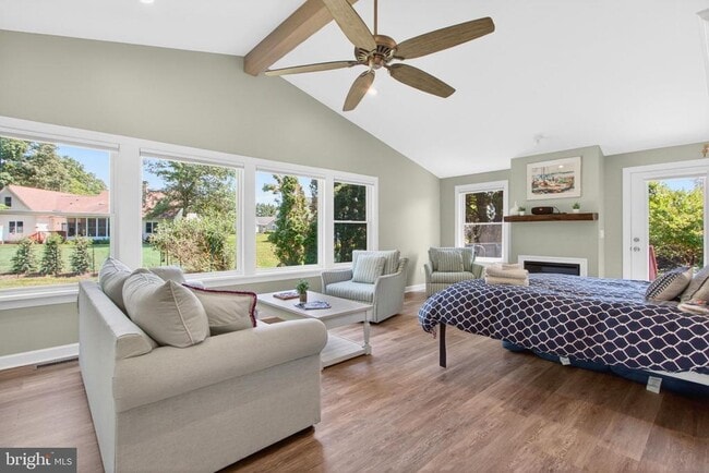 property at 3 Tall Oaks Ct