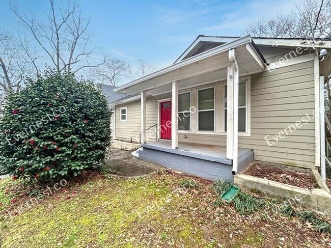 748 Antone St NW in Atlanta, GA - Building Photo - Building Photo