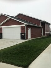 4108 Normandy St in Bismarck, ND - Building Photo - Building Photo