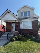 14810 Rossini Dr in Detroit, MI - Building Photo