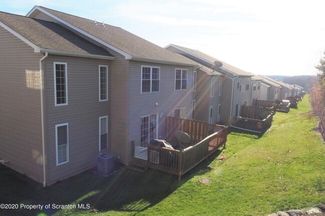 658 S Keyser Ave in Scranton, PA - Building Photo - Building Photo