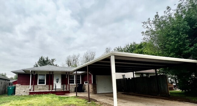 2520 SW 45th St in Oklahoma City, OK - Building Photo - Building Photo