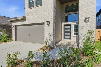 2903 Orange Leaf Dr in Fulshear, TX - Foto de edificio - Building Photo