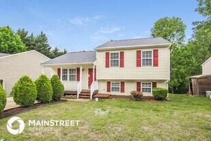 2215 Springhill Ave in Raleigh, NC - Building Photo