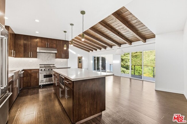 property at 3476 Troy Dr