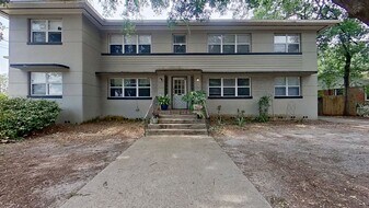 1464 Holmesdale Rd in Jacksonville, FL - Building Photo