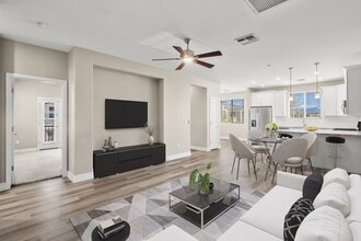 Bella Victoria in Mesa, AZ - Foto de edificio - Building Photo