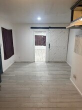 115 W Johnson St in Compton, CA - Building Photo - Building Photo