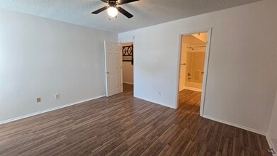 313 Westcliff Center St in Warner Robins, GA - Building Photo - Building Photo