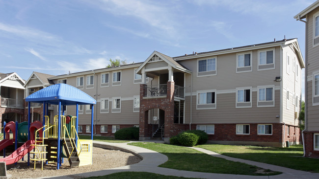 Orchard Crossing Apartments