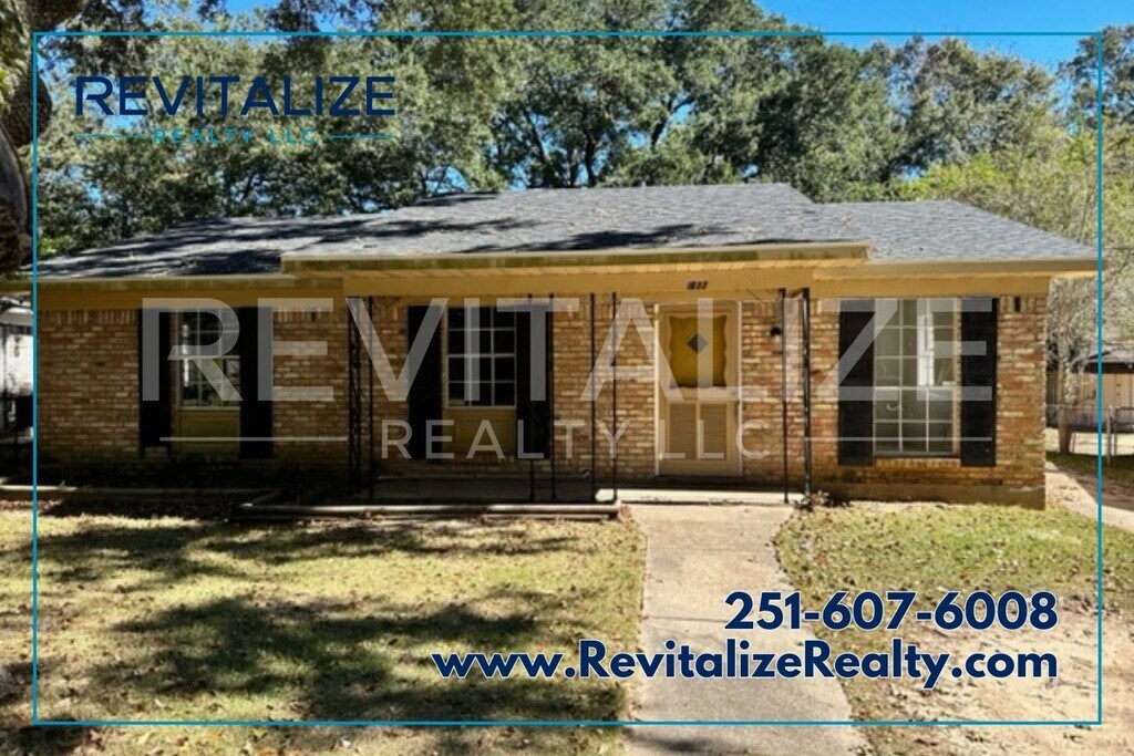 1632 Phillips Ln Rentals in Mobile, AL