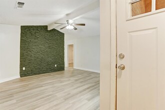 5205 Palo Blanco Ln in Austin, TX - Building Photo - Building Photo