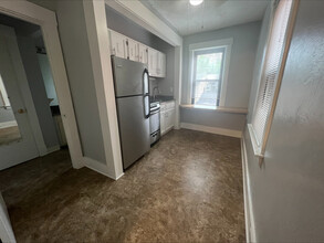 941 Saint James St, Unit #3 in Pittsburgh, PA - Building Photo - Building Photo