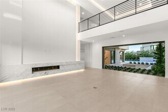 7385 Heron Cyn Ct in Las Vegas, NV - Building Photo - Building Photo