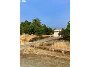 Nickel Mt. Trailer Park in Riddle, OR - Building Photo - Other