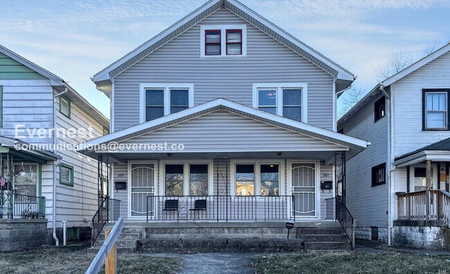 661 S Burgess Ave in Columbus, OH - Building Photo - Building Photo
