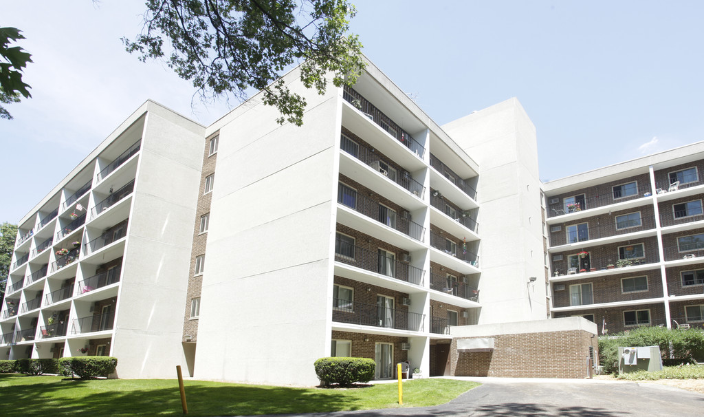 Pine Oak Apartments Wyoming, MI Apartments For Rent