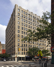 141 E 3rd St in New York, NY - Foto de edificio - Building Photo