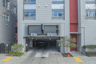 Glashaus in Emeryville, CA - Building Photo - Building Photo