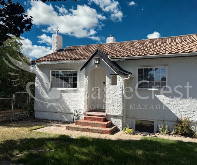 property at 711 Balm St
