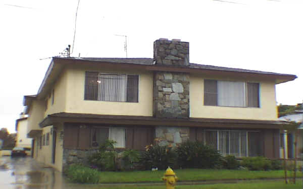 825 N 1st St in Alhambra, CA - Building Photo - Building Photo