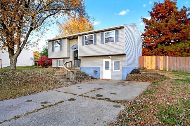 1143 Rosengarten Dr in Greenwood, IN - Building Photo - Building Photo