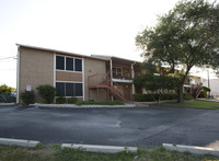 Ashdale Gardens in Austin, TX - Foto de edificio - Building Photo