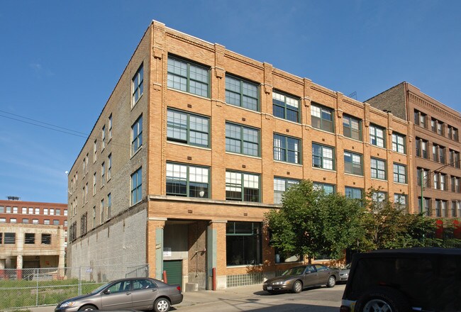 Peoria Street Lofts