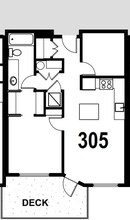 210 First Ave W in Qualicum Beach, BC - Building Photo - Building Photo