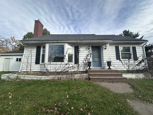 215 N 12th St in Wausau, WI - Building Photo - Building Photo