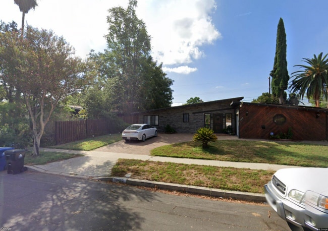 property at 19410 Blythe St