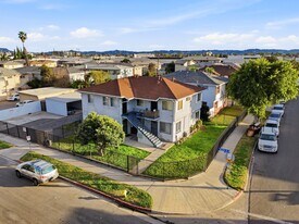 7932 Brimfield Ave, Unit 1 in Panorama City, CA - Building Photo