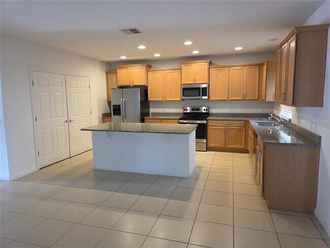 3876 Carrick Bend Dr in Kissimmee, FL - Building Photo - Building Photo