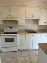 110 Rue Turenne in Châteauguay, QC - Building Photo - Building Photo
