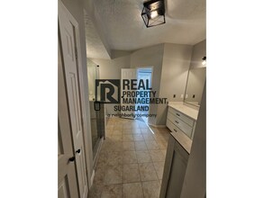 14418 Ardwell Dr in Sugar Land, TX - Building Photo - Building Photo