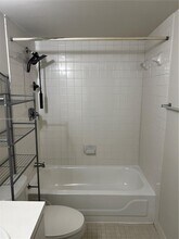 5719 SW 72nd St in Miami, FL - Building Photo - Building Photo