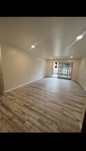 6600 Warner Ave in Huntington Beach, CA - Building Photo - Building Photo