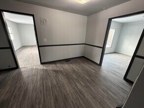 1606 Glenview Ave in Danville, IL - Foto de edificio - Building Photo