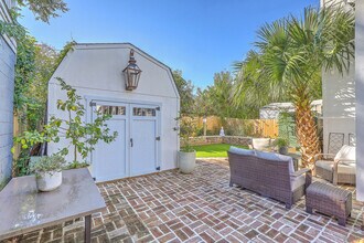 38 Bogard St in Charleston, SC - Building Photo - Building Photo
