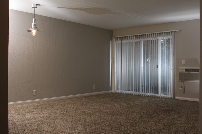1085 Murrieta Boulevard, Unit 224 in Livermore, CA - Foto de edificio - Building Photo